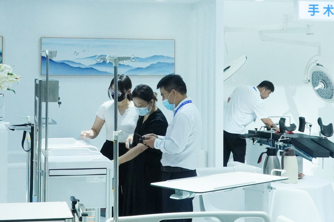 永信贵宾会医疗,小护士医疗设备